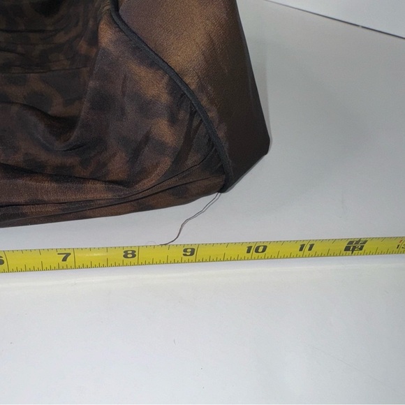 Mycra Pac Leopard Print Bucket Drawstring Handbag - Picture 11 of 16